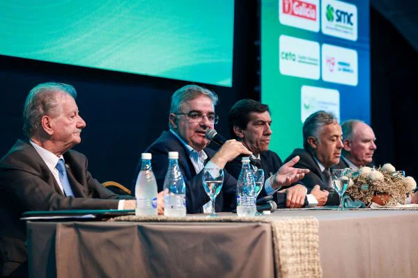 Raúl participó del Seminario Internacional de Litio en Jujuy  (1)
