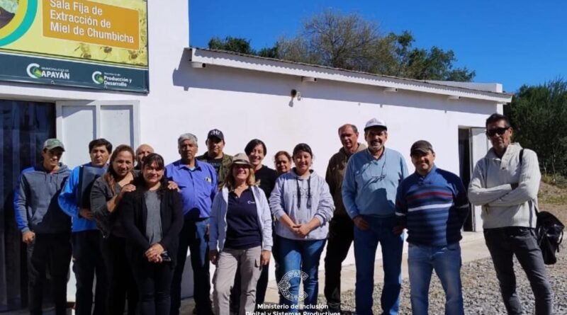 La Provincia habilitó nueva sala de extracción de miel en Chumbicha