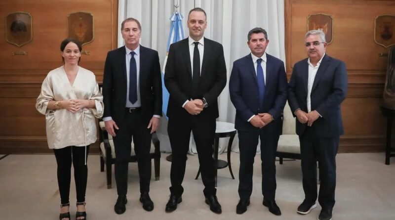 Jalil se reunió con Santilli y Adorni